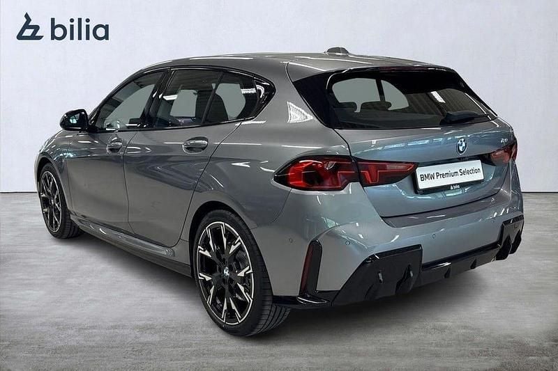 Begagnad BMW 120 M Sport 170 HK (125 kW) 2025 Skyscraper grey metallic Halvkombi