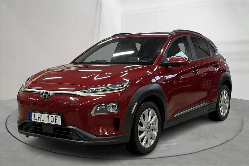 Röd Begagnad 2020 Hyundai Kona Advanced Plus SUV | 163 800 kr (Superpris) - Bild 1/4
