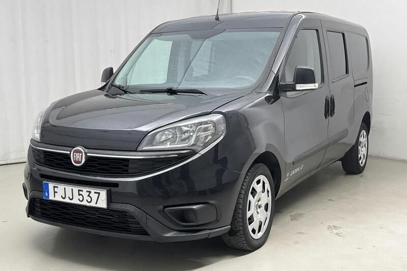 Svart Begagnad 2018 Fiat Doblò Minibuss | 72 800 kr - Bild 1/4