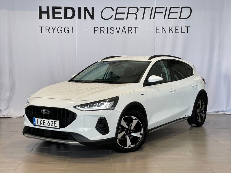 Begagnad Ford Focus Active 124 HK (91 kW) 2022 Vit Halvkombi