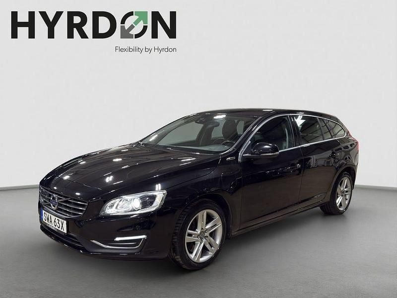Svart Begagnad 2016 Volvo V60 Summum Kombi | 115 000 kr (Marknadspris) - Bild 1/4