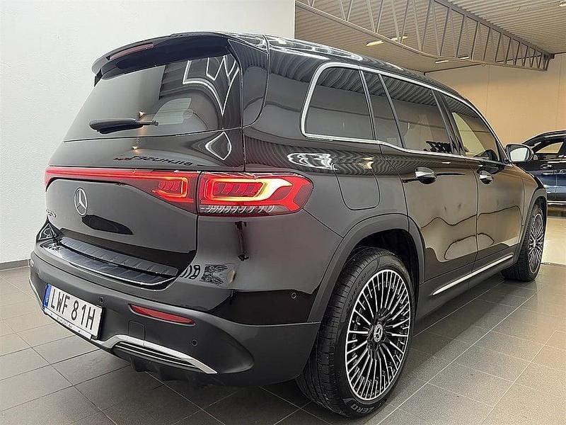 Begagnad Mercedes EQB250+ AMG 139 kW (190 HK) 2023 Svart SUV