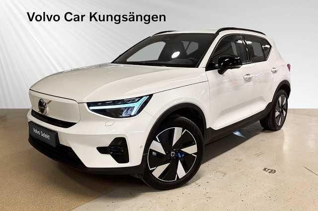 Vit Begagnad 2025 Volvo EX40 Single Motor Extended Range SUV | 499 900 kr - Bild 1/3