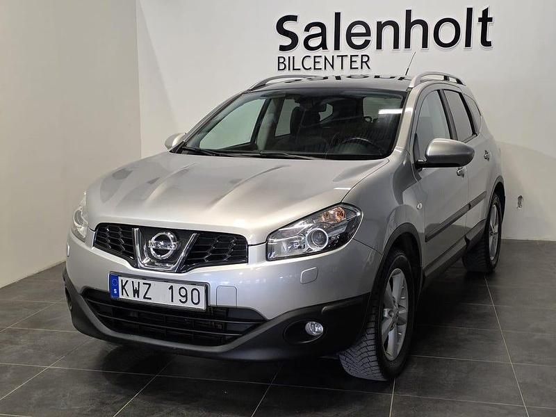 Silver Begagnad 2010 Nissan Qashqai +2 SUV | 74 900 kr (Marknadspris) - Bild 1/4