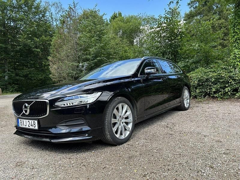 Svart Begagnad 2019 Volvo V90 Kombi | 215 000 kr (Marknadspris) - Bild 1/4