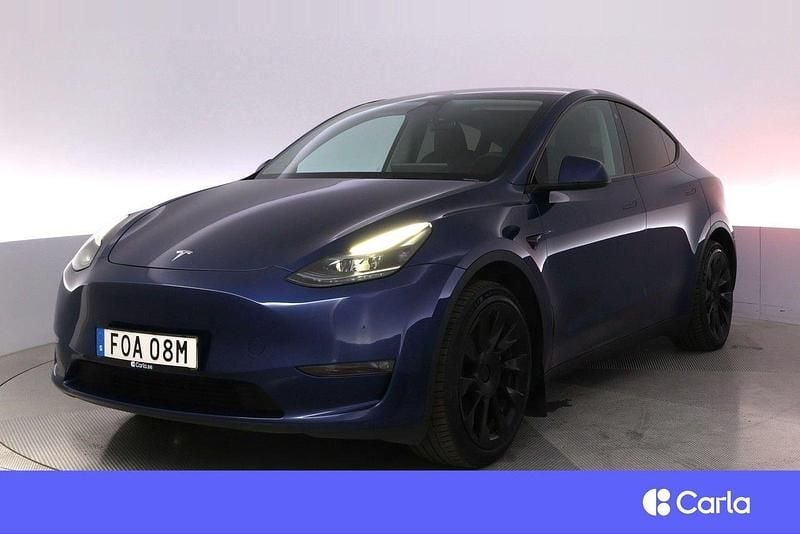 Blå Begagnad 2023 Tesla Model Y Long Range SUV | 409 900 kr (Superpris) - Bild 1/4