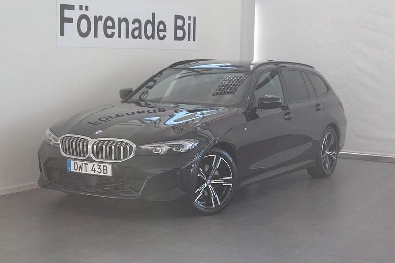 Svart Begagnad 2025 BMW 320 M Sport Kombi | 499 000 kr (Dyr) - Bild 1/4