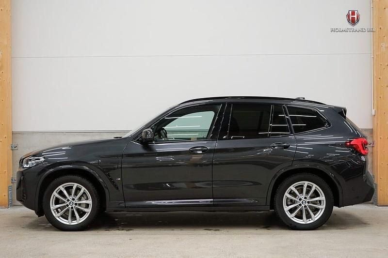 Grå Begagnad 2024 BMW X3 M Sport SUV | 549 900 kr - Bild 1/4