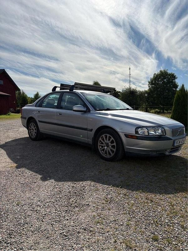 Grå Begagnad 2000 Volvo S80 Sedan | 11 500 kr (Marknadspris) - Bild 1/1