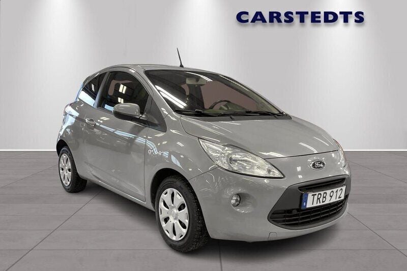 Grå Begagnad 2016 Ford Ka Titanium Halvkombi | 69 900 kr - Bild 1/4