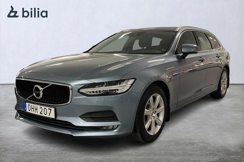 Begagnad Volvo V90 Momentum 190 HK (139 kW) 2016 Ljusblå Kombi