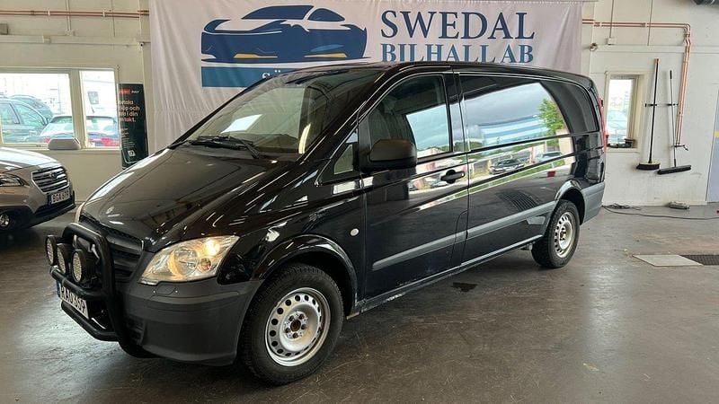 Svart Begagnad 2013 Mercedes Vito Minibuss | 99 800 kr (Lite dyr) - Bild 1/4