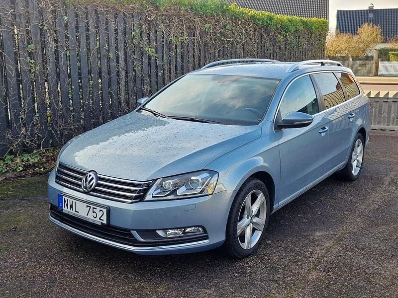 Grå Begagnad 2014 VW Passat Kombi | 114 500 kr (Marknadspris) - Bild 1/4