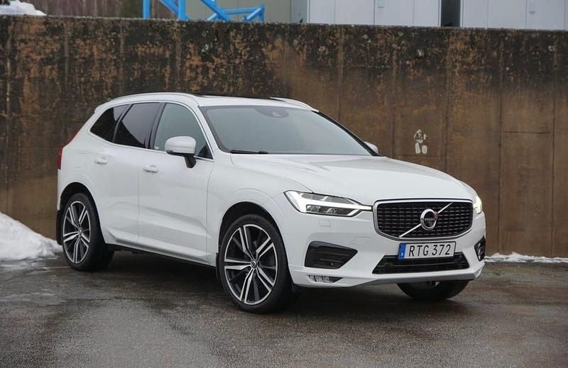 Vit Begagnad 2018 Volvo XC60 R-Design SUV | 215 000 kr (Dyr) - Bild 1/4