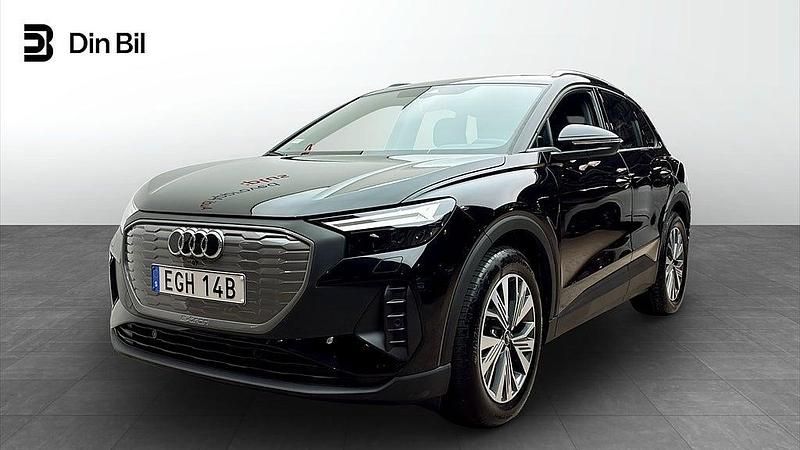 Svart Begagnad 2022 Audi Q4 e-tron Proline SUV | 309 000 kr (Bra pris) - Bild 1/4