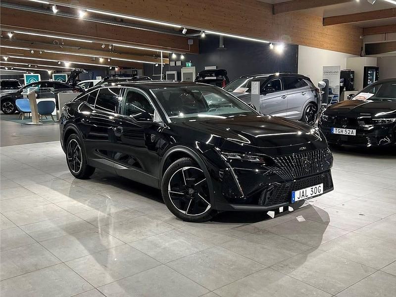 Svart Begagnad 2023 Peugeot 408 GT GTi SUV | 284 900 kr (Marknadspris) - Bild 1/3