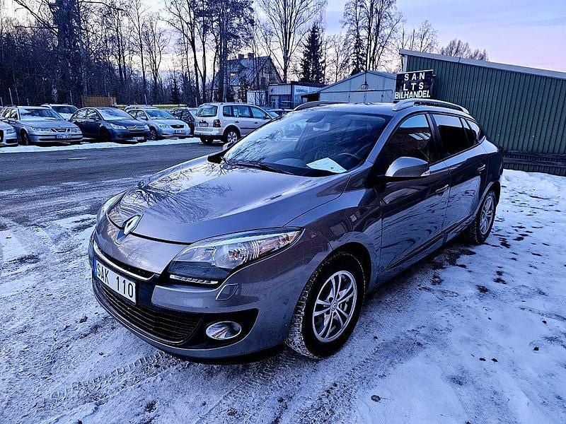 Begagnad Renault Mégane GrandTour 110 HK (80 kW) 2012 Grå Kombi