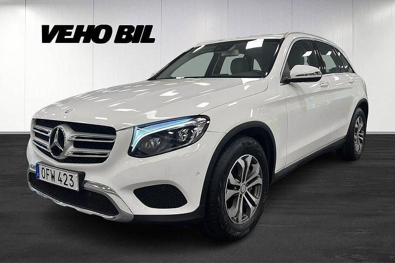 Vit Begagnad 2016 Mercedes GLC250 SUV | 279 000 kr (Marknadspris) - Bild 1/4