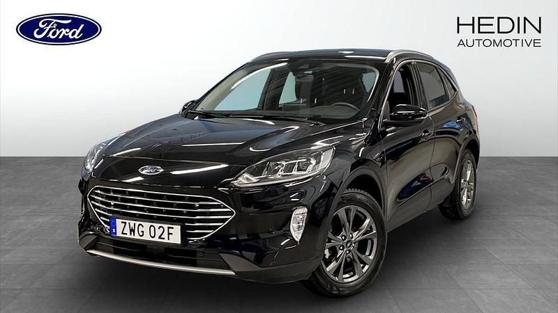 Silver Begagnad 2021 Ford Kuga Titanium SUV | 259 900 kr (Marknadspris) - Bild 1/4