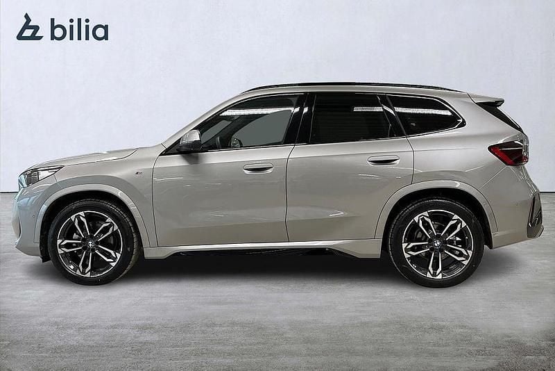 Begagnad BMW X1 M Sport 136 HK (100 kW) 2025 Grå SUV