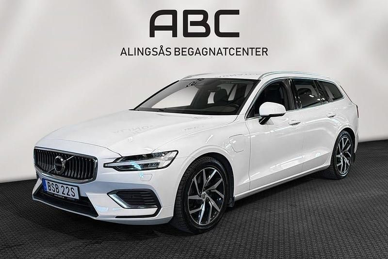 Begagnad Volvo V60 Inscription 340 HK (250 kW) 2021 Vit Kombi