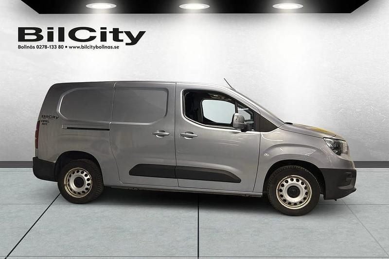 Begagnad Opel Combo 132 HK (97 kW) 2019 Grå Van