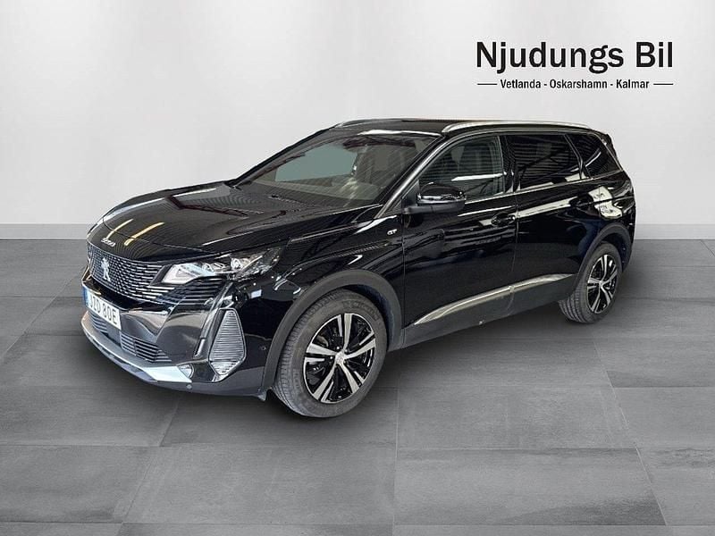 Svart Begagnad 2024 Peugeot 5008 GTi Minibuss | 324 900 kr (Marknadspris) - Bild 1/4
