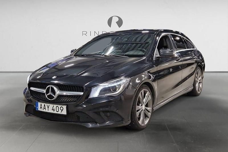 Svart Begagnad 2015 Mercedes CLA200 Kombi | 114 900 kr (Marknadspris) - Bild 1/3