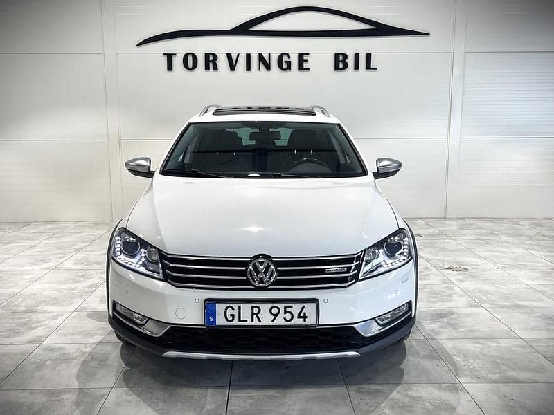 Begagnad VW Passat Alltrack 177 HK (130 kW) 2014 Vit Kombi
