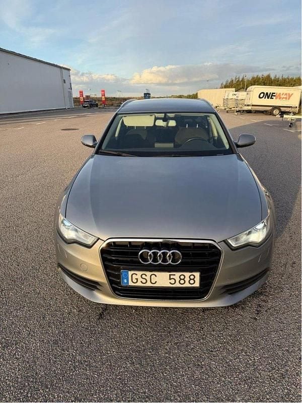 Grå Begagnad 2012 Audi A6 Proline Kombi | 109 000 kr (Marknadspris) - Bild 1/4