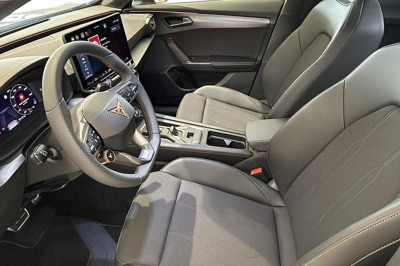 Ny Cupra Formentor 151 HK (111 kW) 2025 Blå SUV