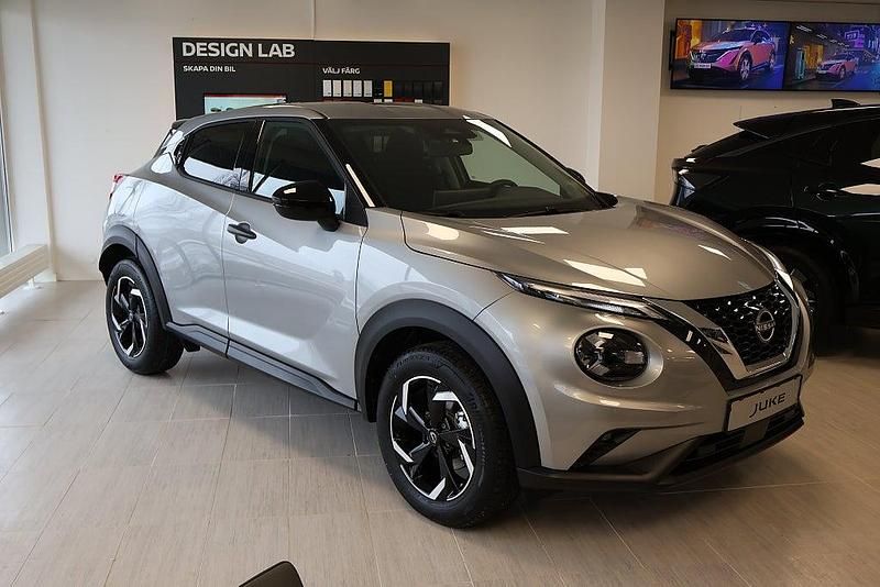 Begagnad Nissan Juke Acenta 115 HK (84 kW) 2024 Silver (silver metallic) SUV