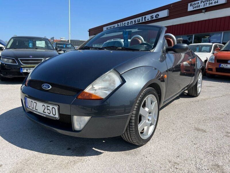 Begagnad Ford StreetKa 96 HK (70 kW) 2003 Grå (magnum grey metallic) Cab