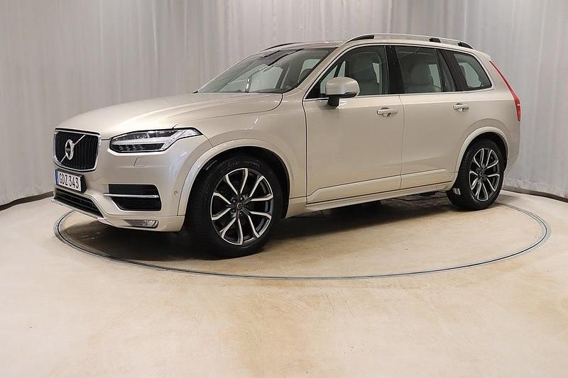 Begagnad 2016 Volvo XC90 Momentum SUV | 339 800 kr (Superpris) - Bild 1/4