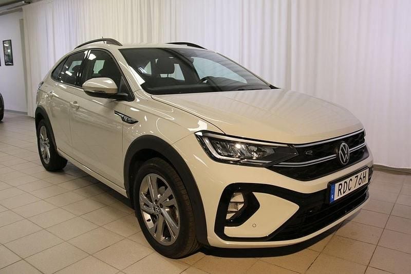 Grå Begagnad 2022 VW Taigo SUV | 239 000 kr (Marknadspris) - Bild 1/4