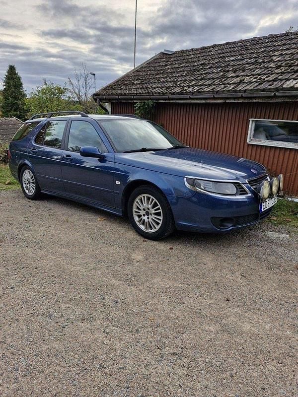 Blå Begagnad 2007 Saab 9-5 Kombi | 22 000 kr (Marknadspris) - Bild 1/1