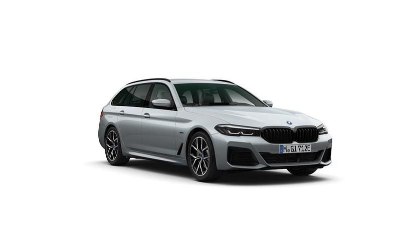 Okänd Begagnad 2022 BMW 530e M Sport Kombi | 439 500 kr - Bild 1/4