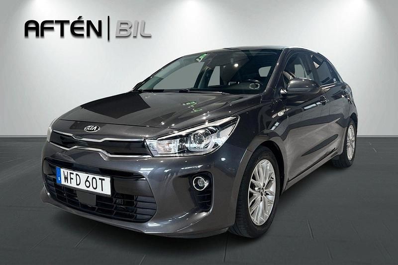 Grå Begagnad 2019 Kia Rio Halvkombi | 169 000 kr (Marknadspris) - Bild 1/3