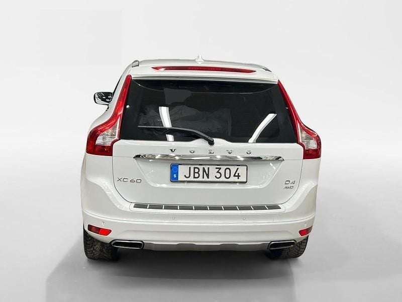 Begagnad Volvo XC60 Summum 190 HK (139 kW) 2015 Vit SUV