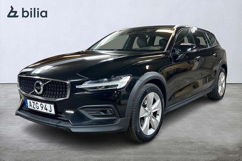 Begagnad 2022 Volvo V60 CC Kombi | 269 900 kr (Bra pris) - Bild 1/3
