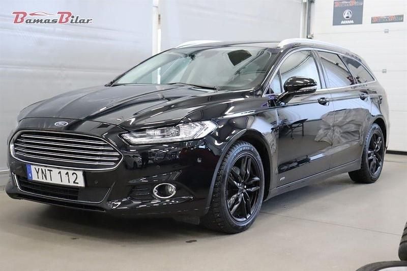 Begagnad Ford Mondeo Titanium 180 HK (132 kW) 2017 Svart Kombi