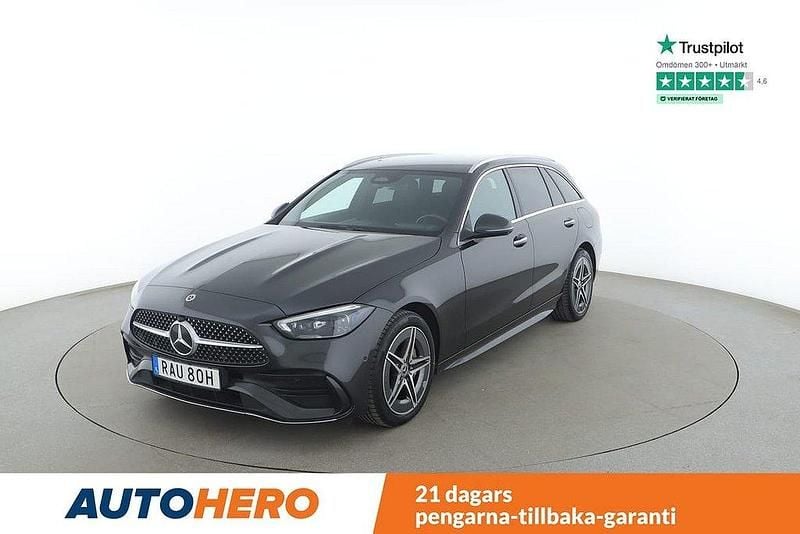 Grå Begagnad 2023 Mercedes C300e AMG line Kombi | 514 000 kr (Lite dyr) - Bild 1/4