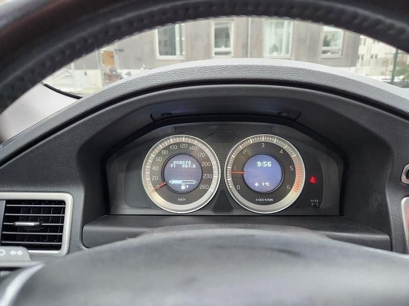 Begagnad Volvo V70 163 HK (119 kW) 2011 Kombi