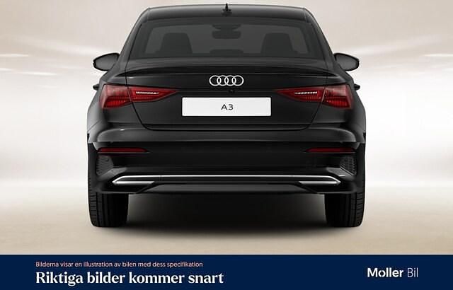 Brillantschwarz Begagnad 2023 Audi A3 Advanced Sedan | 259 000 kr (Marknadspris) - Bild 1/4
