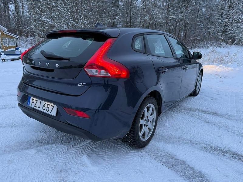 Begagnad Volvo V40 115 HK (84 kW) 2014 Halvkombi