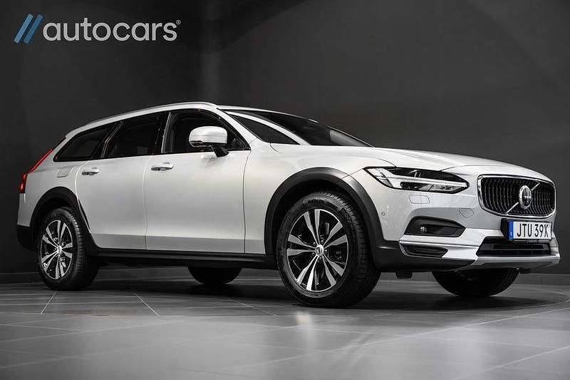 Vit Begagnad 2020 Volvo V90 CC Kombi | 379 000 kr (Marknadspris) - Bild 1/4