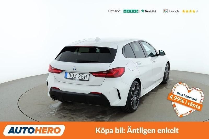 Begagnad BMW 118 M Sport 137 HK (100 kW) 2021 Vit Halvkombi