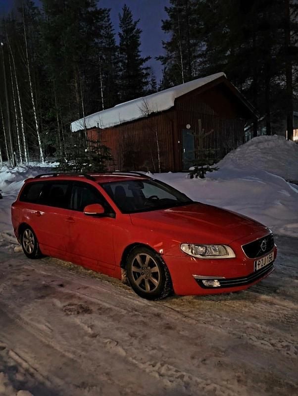 Begagnad 2011 Volvo V70 R-Design Kombi | 69 000 kr (Dyr) - Bild 1/2