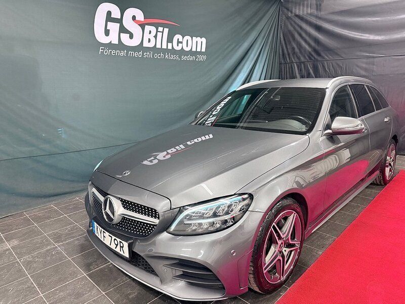 Grå Begagnad 2019 Mercedes C220 AMG Kombi | 289 900 kr (Marknadspris) - Bild 1/4