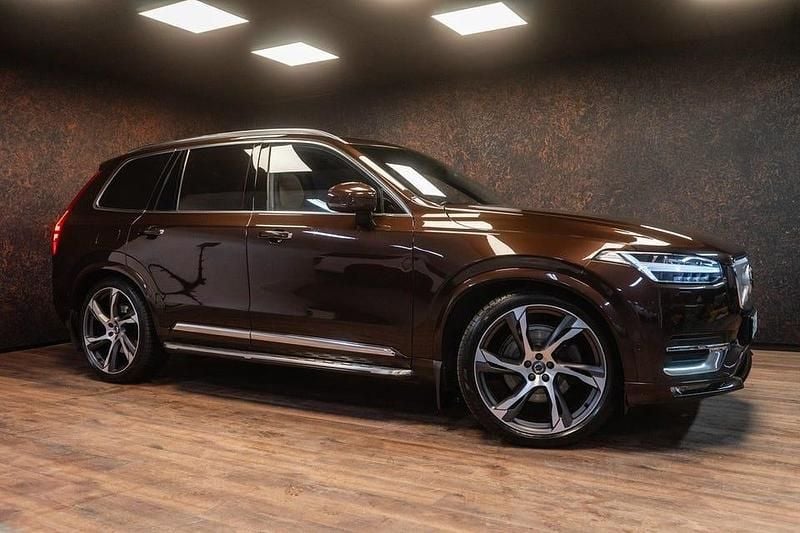 Begagnad Volvo XC90 Inscription 235 HK (172 kW) 2021 Brun SUV
